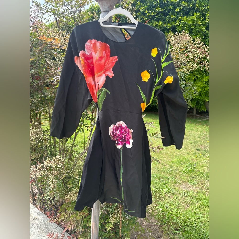 EUC Valentino Garavani Silk Mini Floral Dress (US 6)